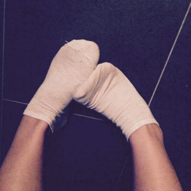 Sneakersocken - schön schmutzig - Getragene Socken - Frankfurt