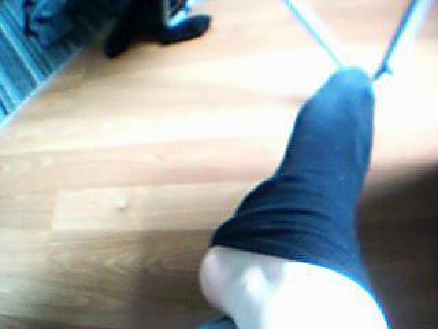 Niveauvolle  w,18-25  gesucht.... - Getragene Socken - ...