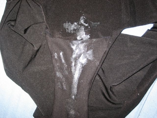 Feuchte versaute Höschen von süßer Maus - Getragene Hoeschen - München