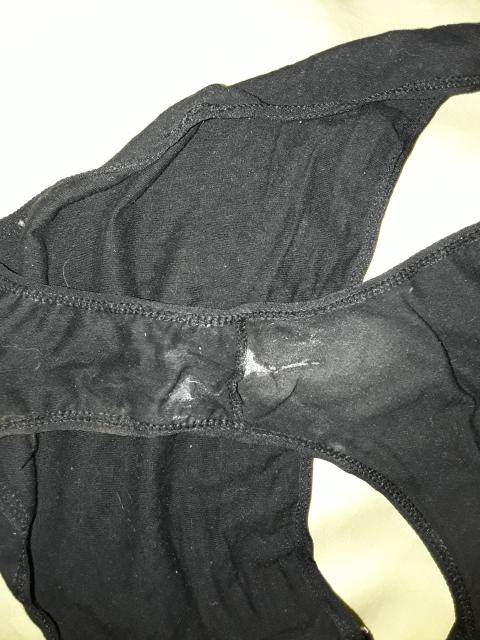 Hallo ich Verkaufe hier von meine  Sklavin  ihre  12 getragene Slips Tanga Panty - Hoeschen - Kamp-Lintfort