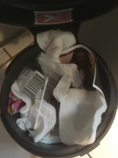 Badezimmer Abfall  - Sonstiges - Basel 